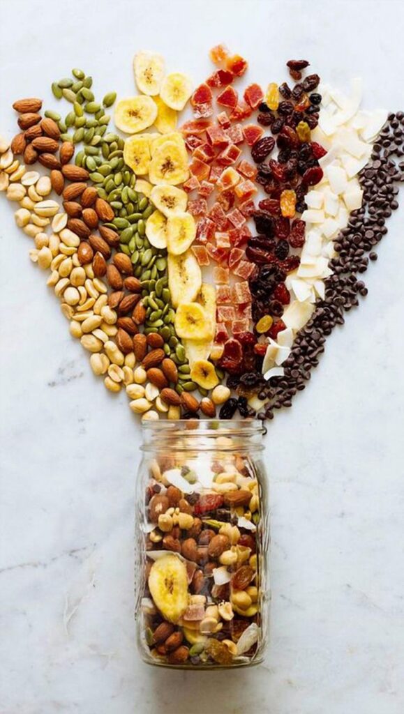 quick and nutritious work snacks to keep you energized